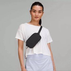 NWT Lululemon Everywhere Mini Belt Bag in Black!
Crossbody Bag/Sling Bag